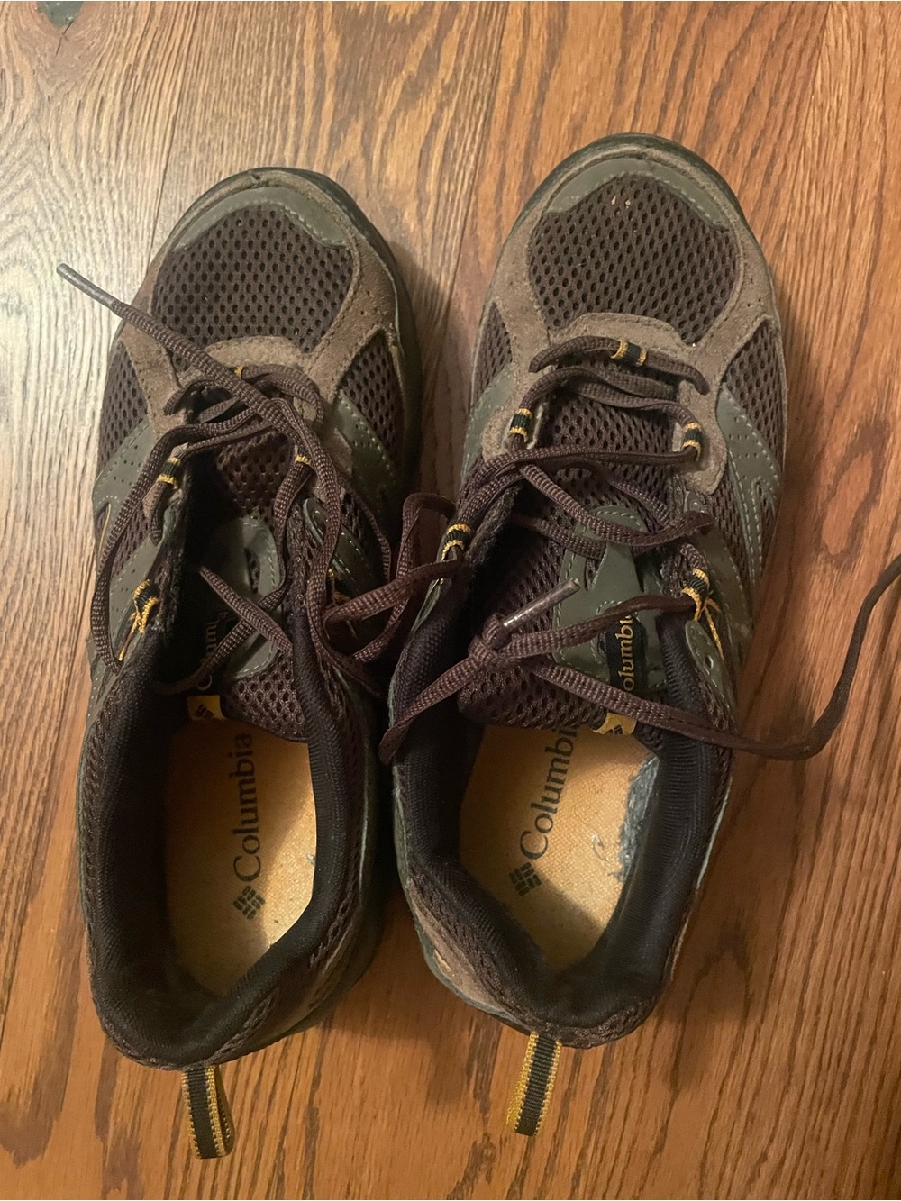 Columbia Men's Dark Brown and Olive Green Trail Sneakers